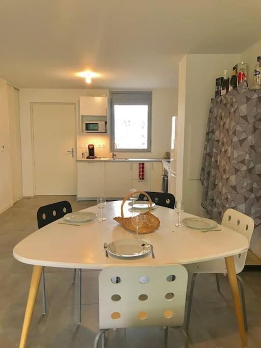 Bide Ona - Centre - Terrasse - Parking Apartment บาย็อนน์ ภายนอก รูปภาพ